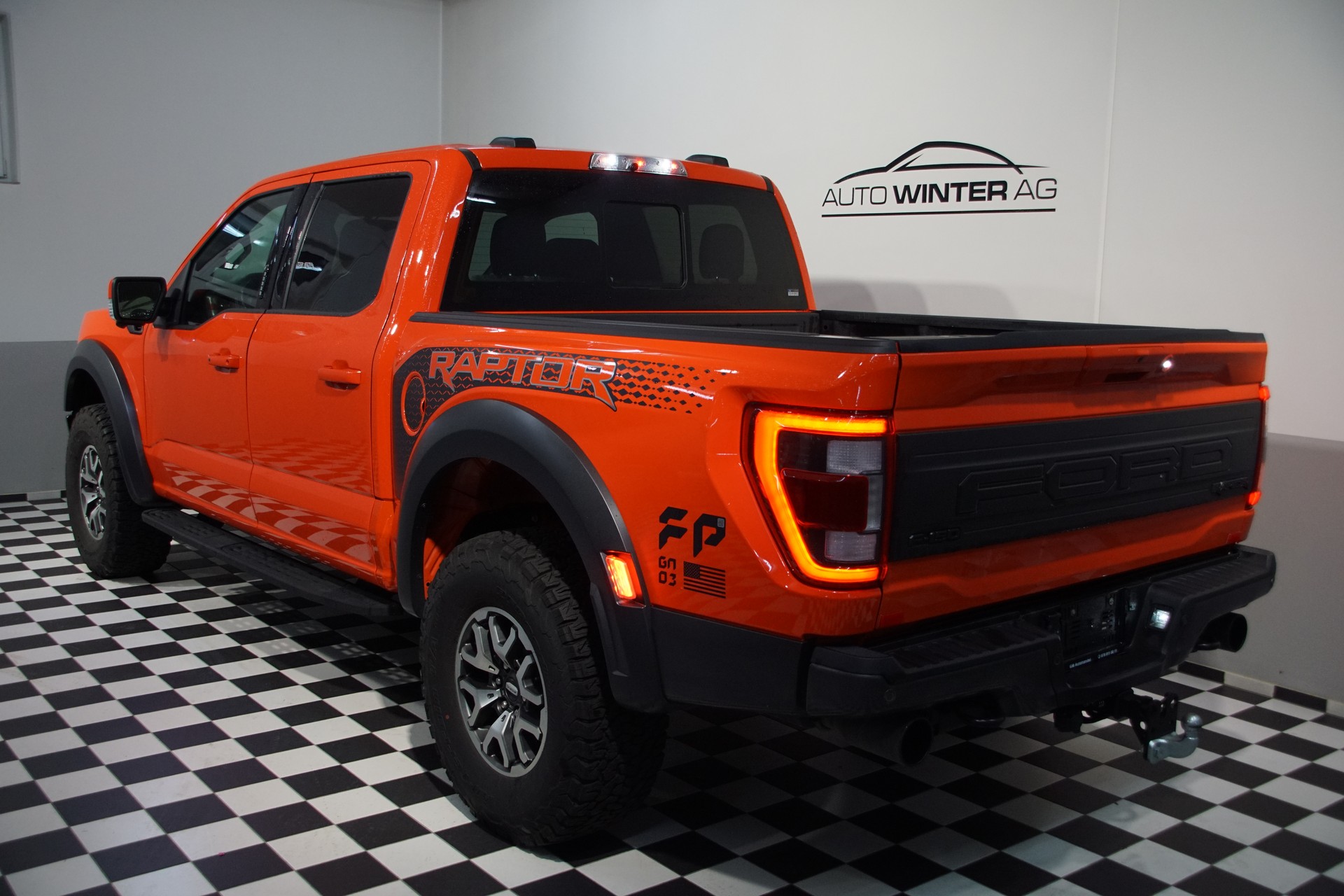 FORD F-Pickup Raptor Super Crew-image-5