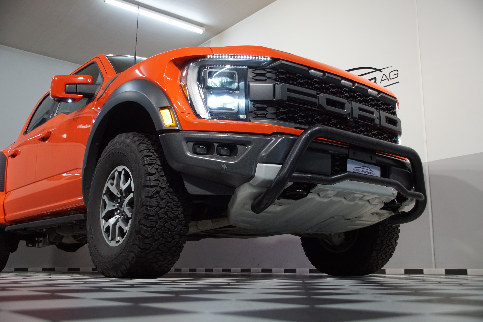 FORD F-Pickup Raptor Super Crew-image-3