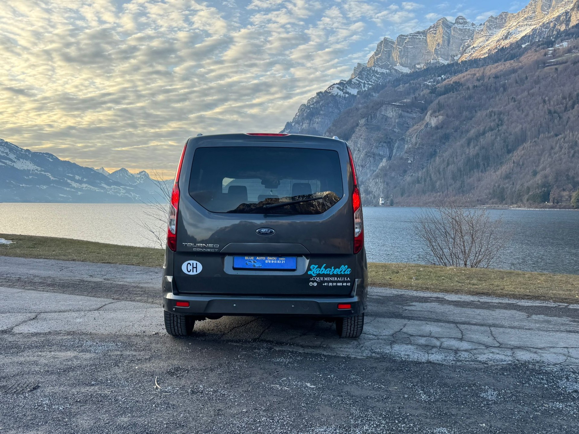 FORD Tourneo Connect 1.5 EcoBlue Titanium Automat-image-7