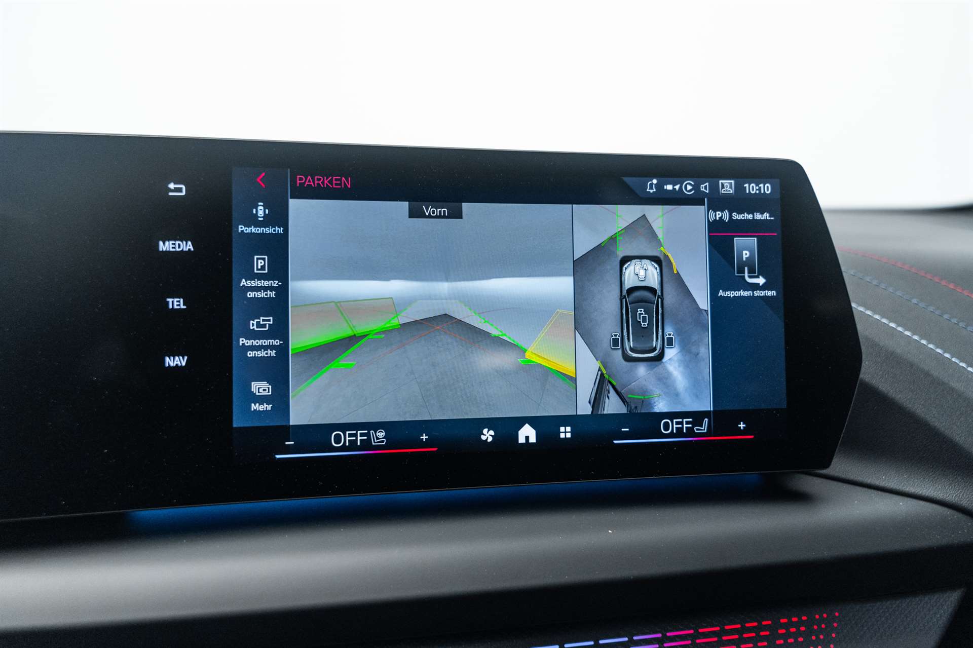 BMW M135 xDrive NEW 300PS CH-Auto-image-29