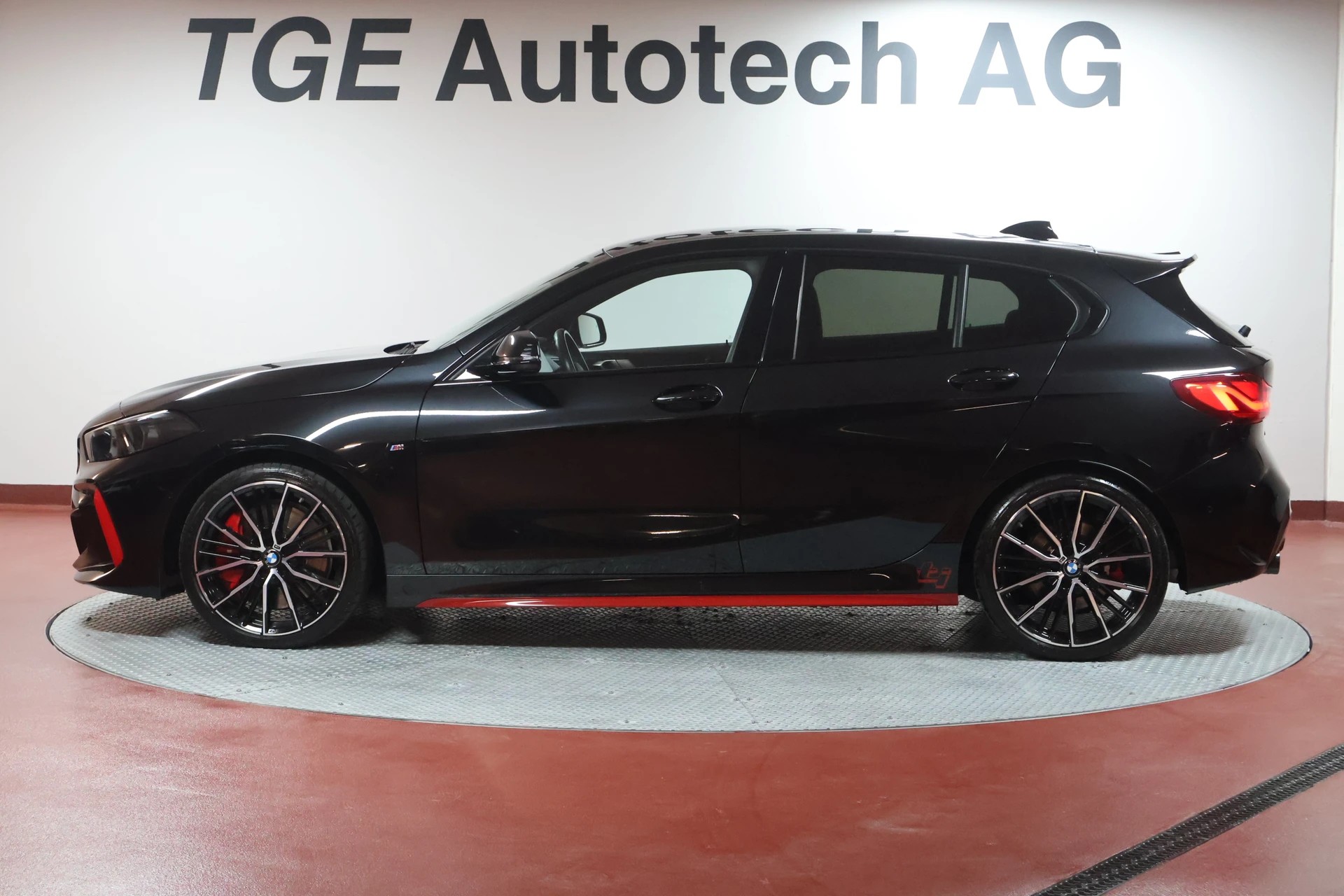 BMW 128ti Steptronic-image-3