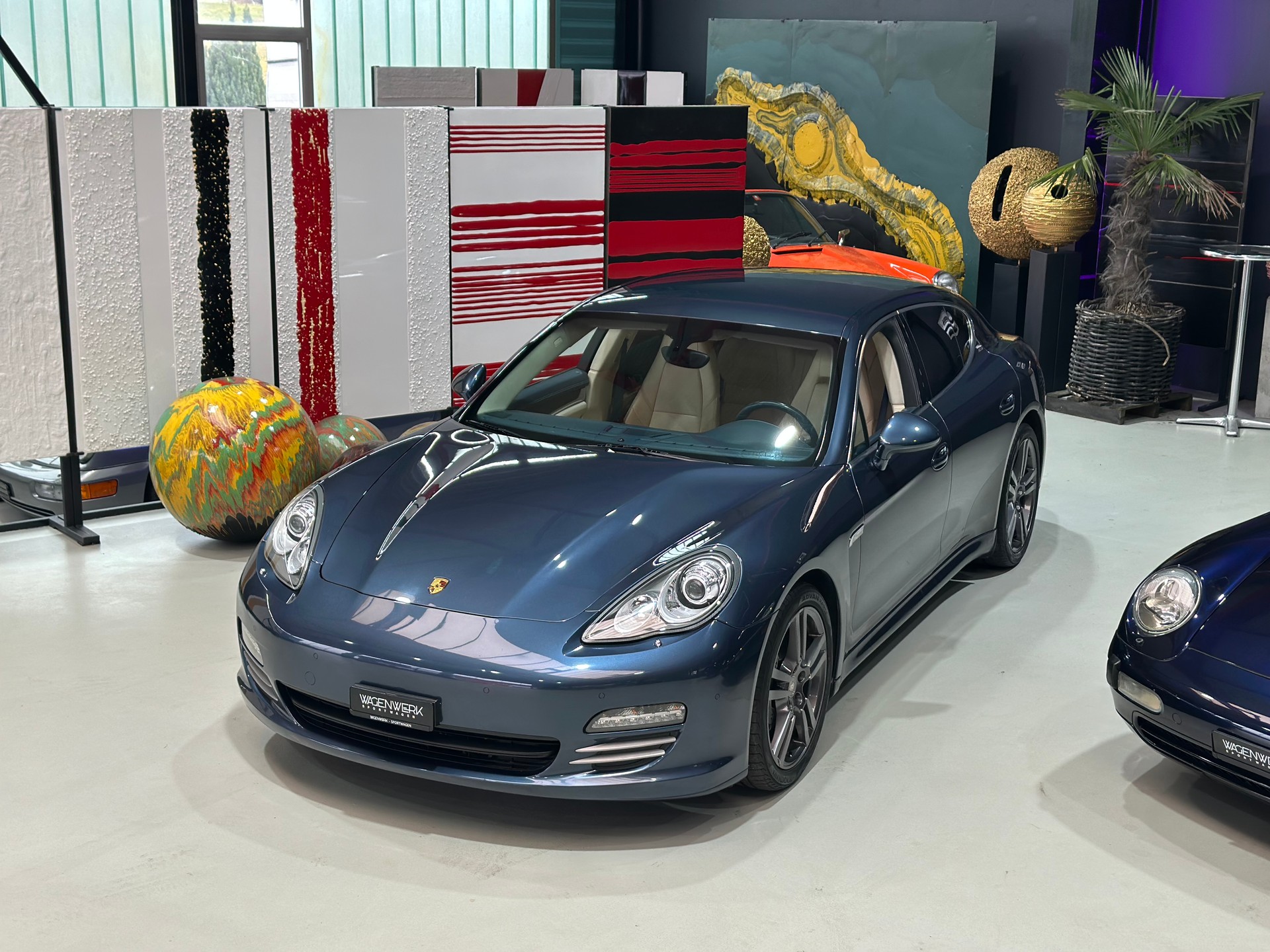PORSCHE Panamera S 4.8 PDK-image-4