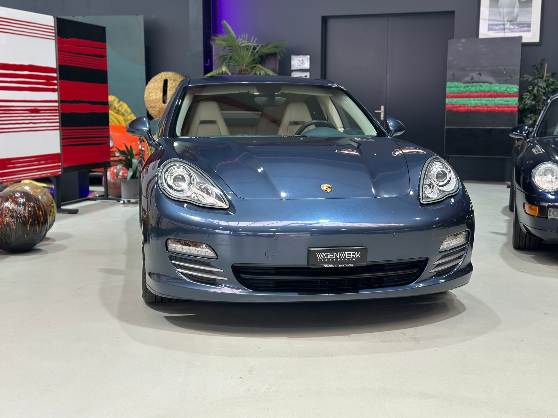 PORSCHE Panamera S 4.8 PDK-showroom-element-1