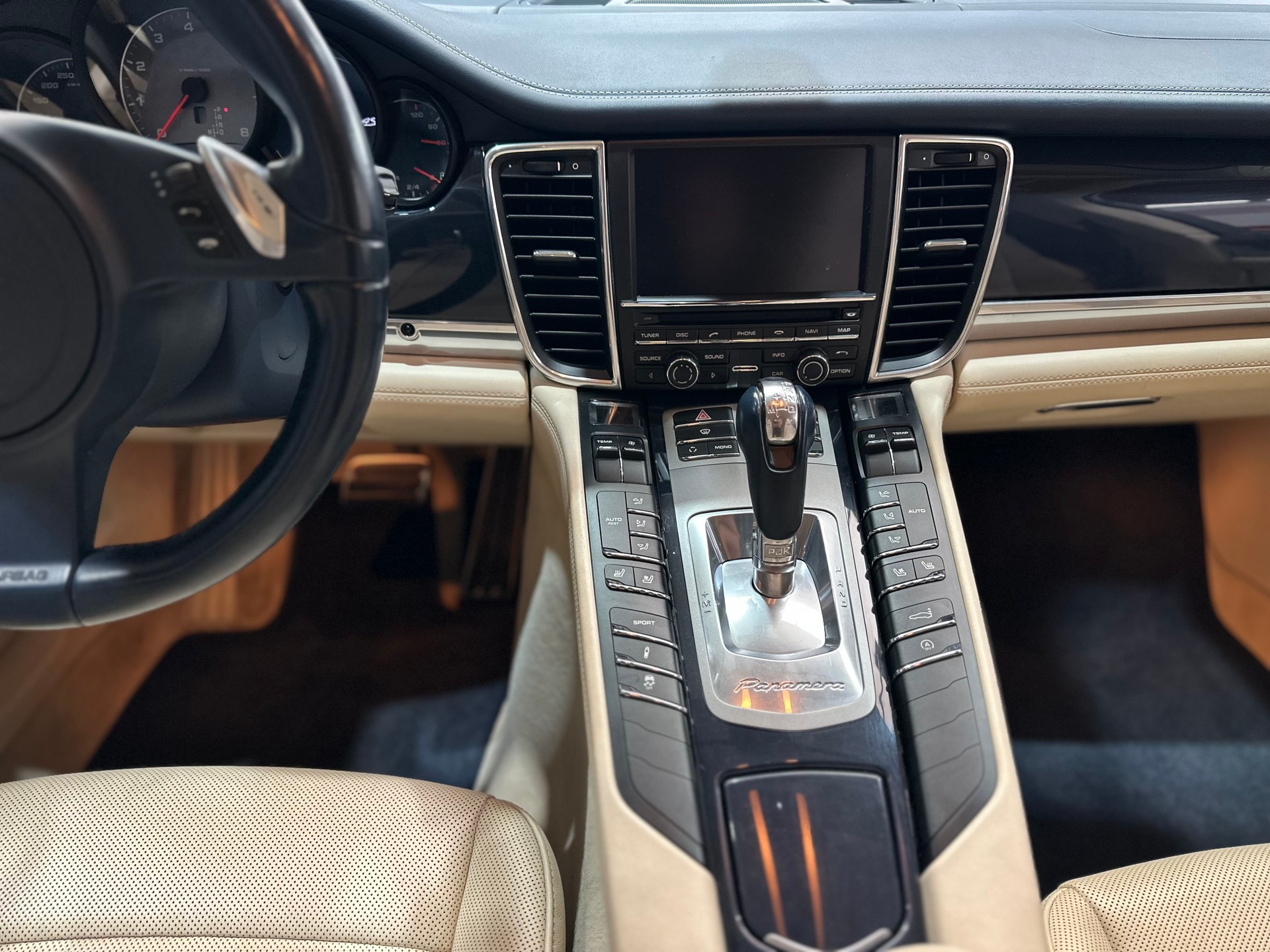 PORSCHE Panamera S 4.8 PDK-image-19