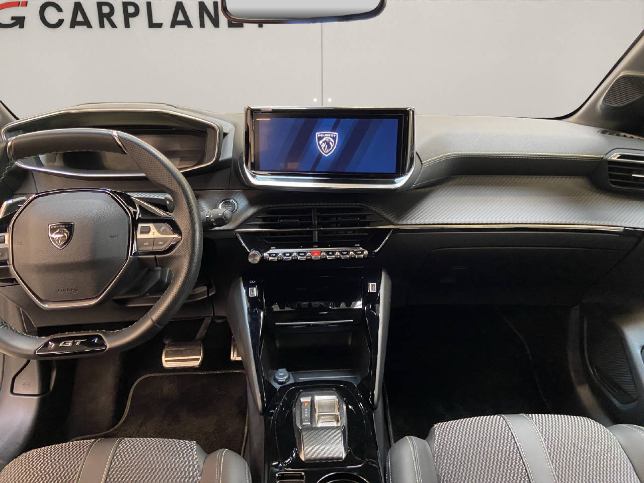 PEUGEOT 208 1.2 Hybrid 145 GT-image-6