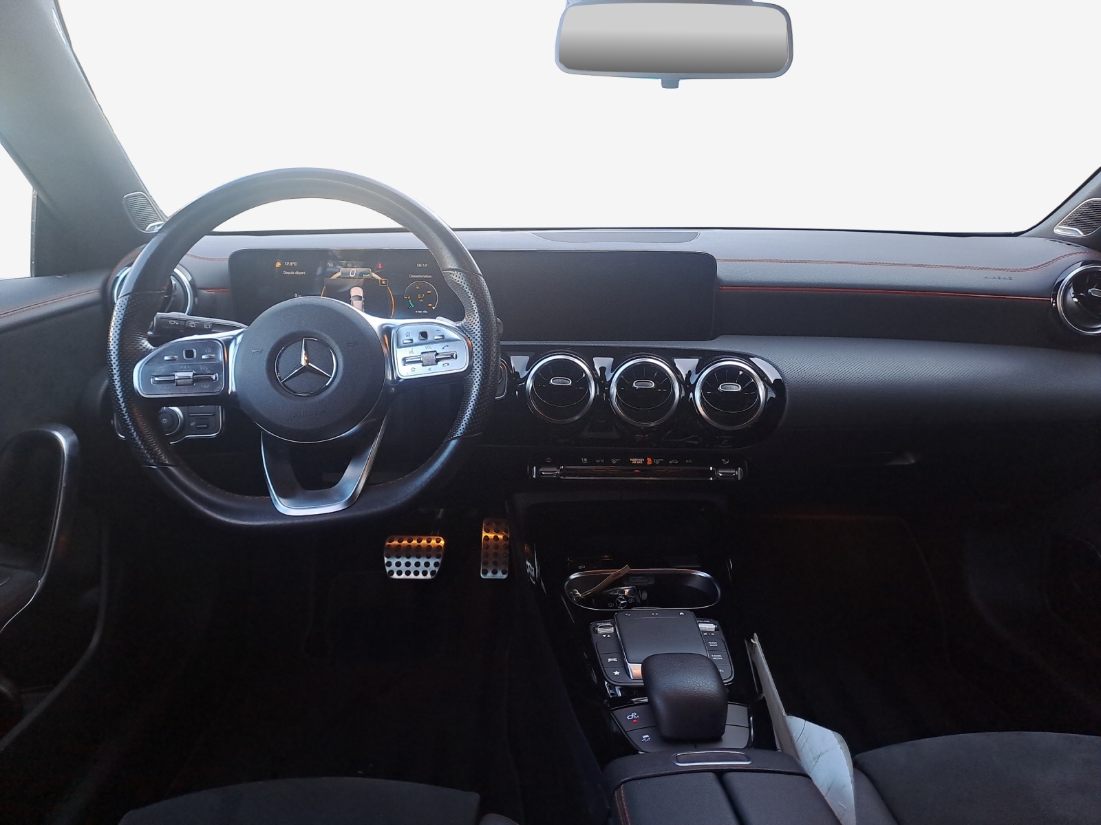 MERCEDES-BENZ CLA Shooting Brake 35 AMG 4Matic 7G-DCT-image-8
