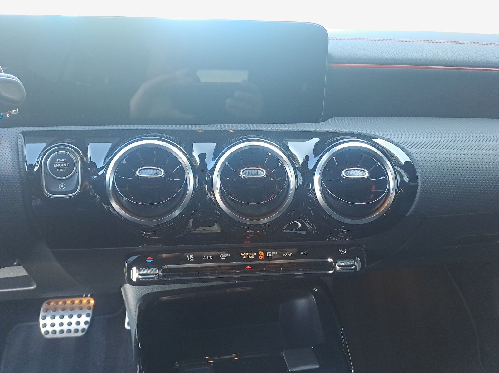 MERCEDES-BENZ CLA Shooting Brake 35 AMG 4Matic 7G-DCT-image-10