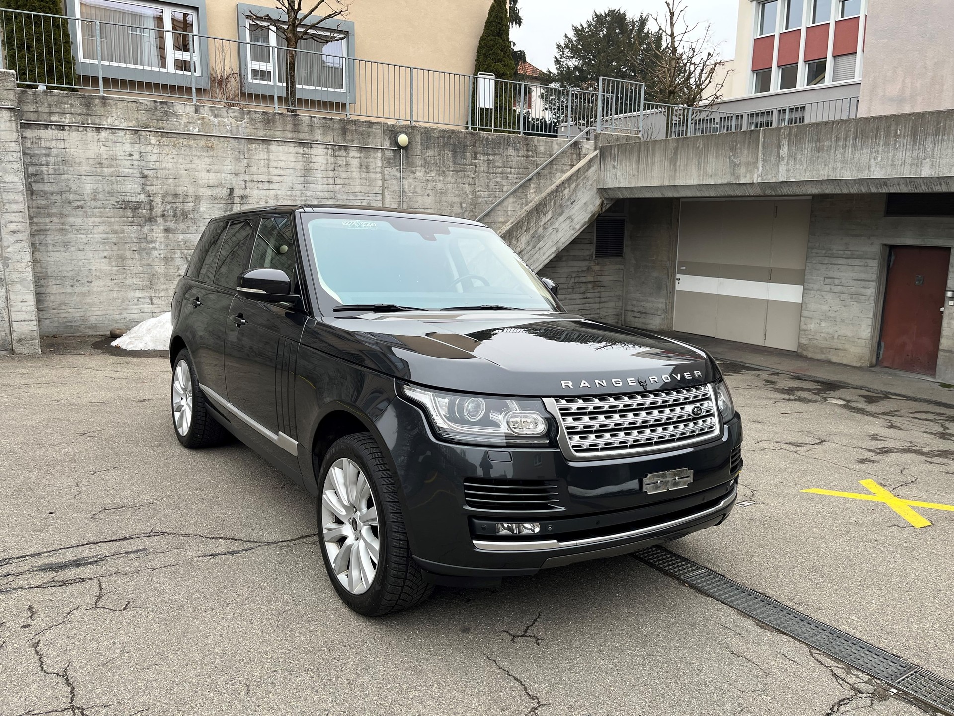 LAND ROVER Range Rover 5.0 V8 SC Vogue Automatic-image-5