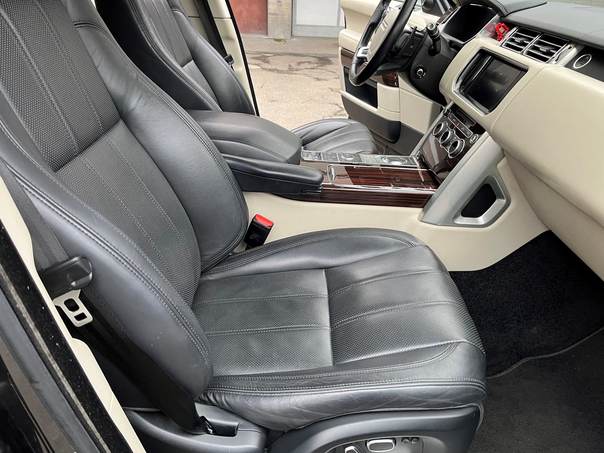 LAND ROVER Range Rover 5.0 V8 SC Vogue Automatic-image-14