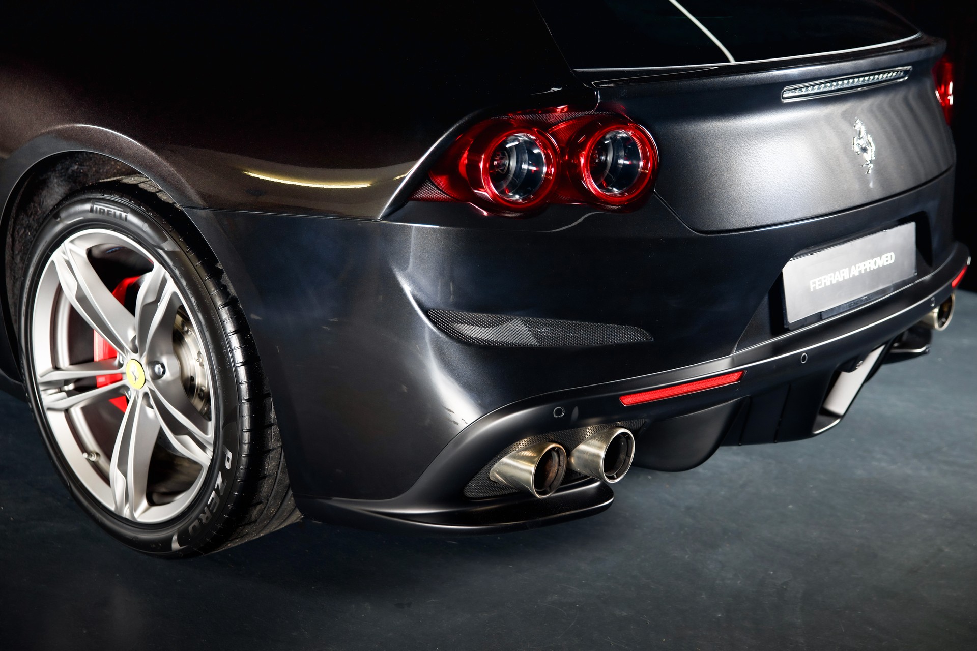 FERRARI GTC 4 Lusso-image-9