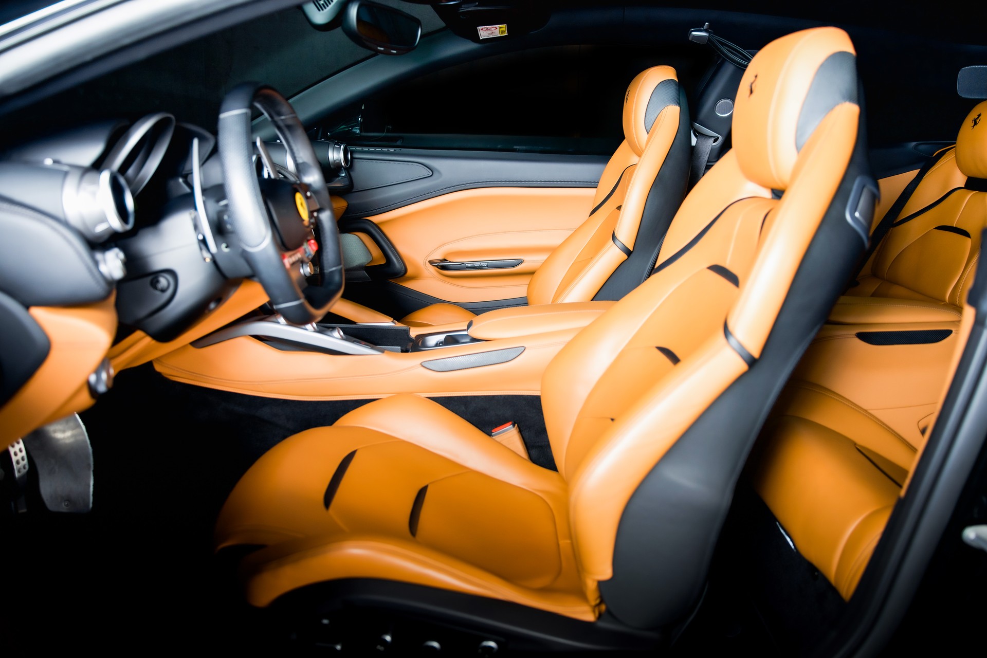FERRARI GTC 4 Lusso-image-13