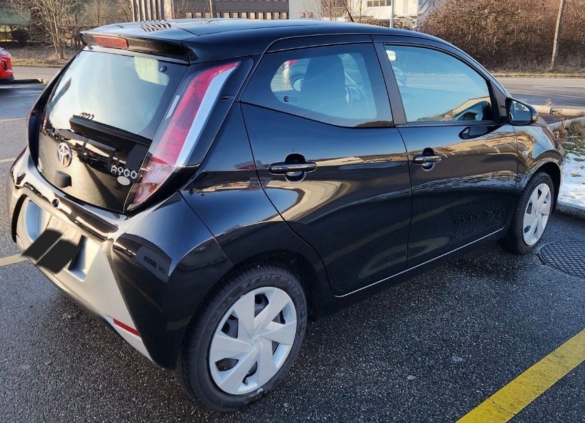 TOYOTA Aygo 1.2 VVT-i x-pure-image-1