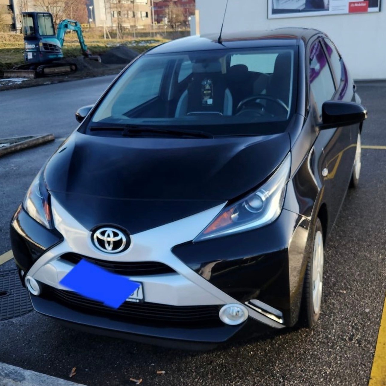 TOYOTA Aygo 1.2 VVT-i x-pure-image-0