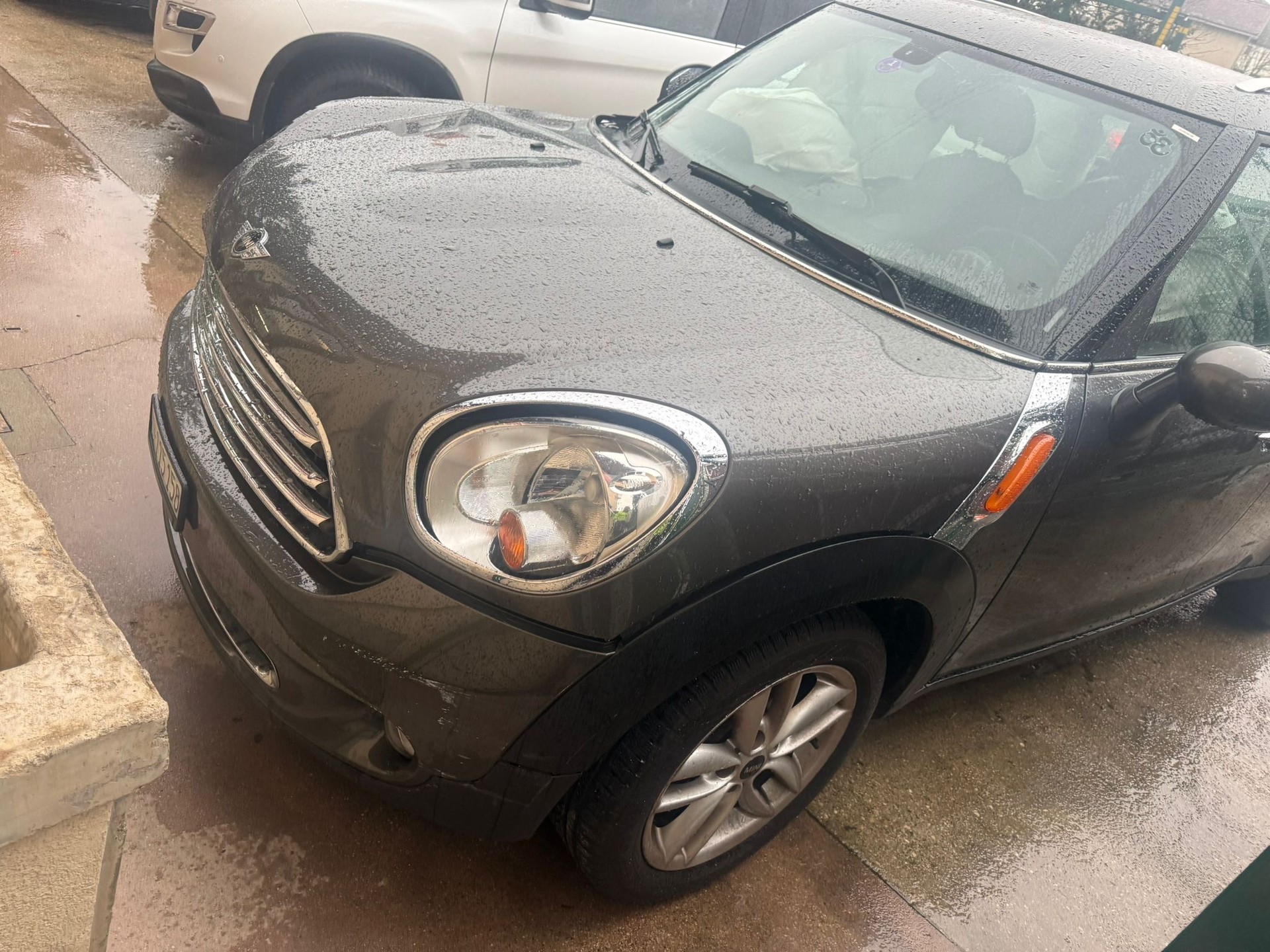 MINI Countryman Cooper FWD Steptronic-image-1