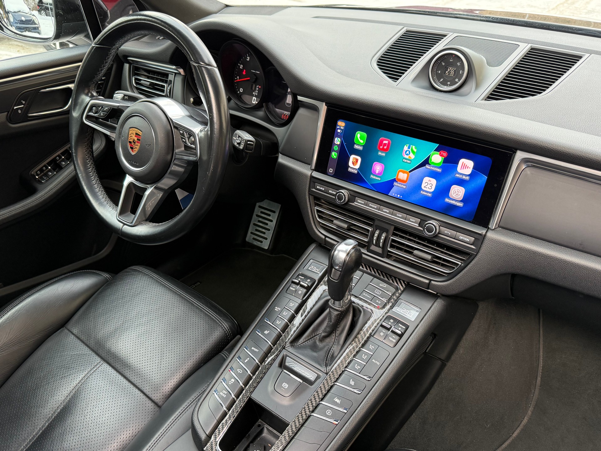 PORSCHE Macan PDK-image-14