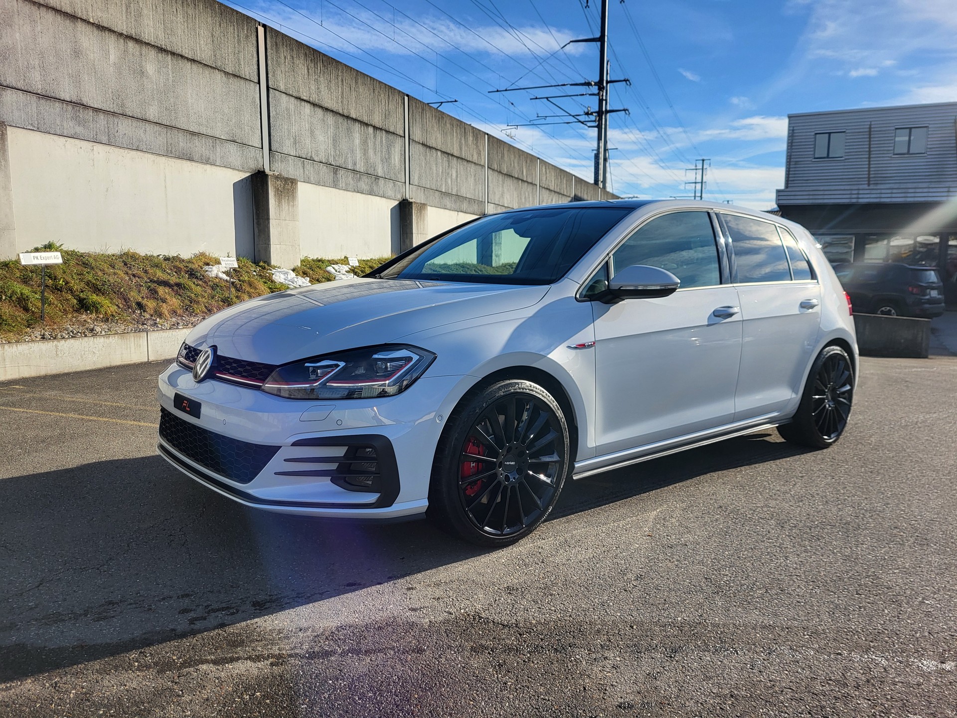 VW Golf 2.0 TSI GTI Performance DSG-image-0