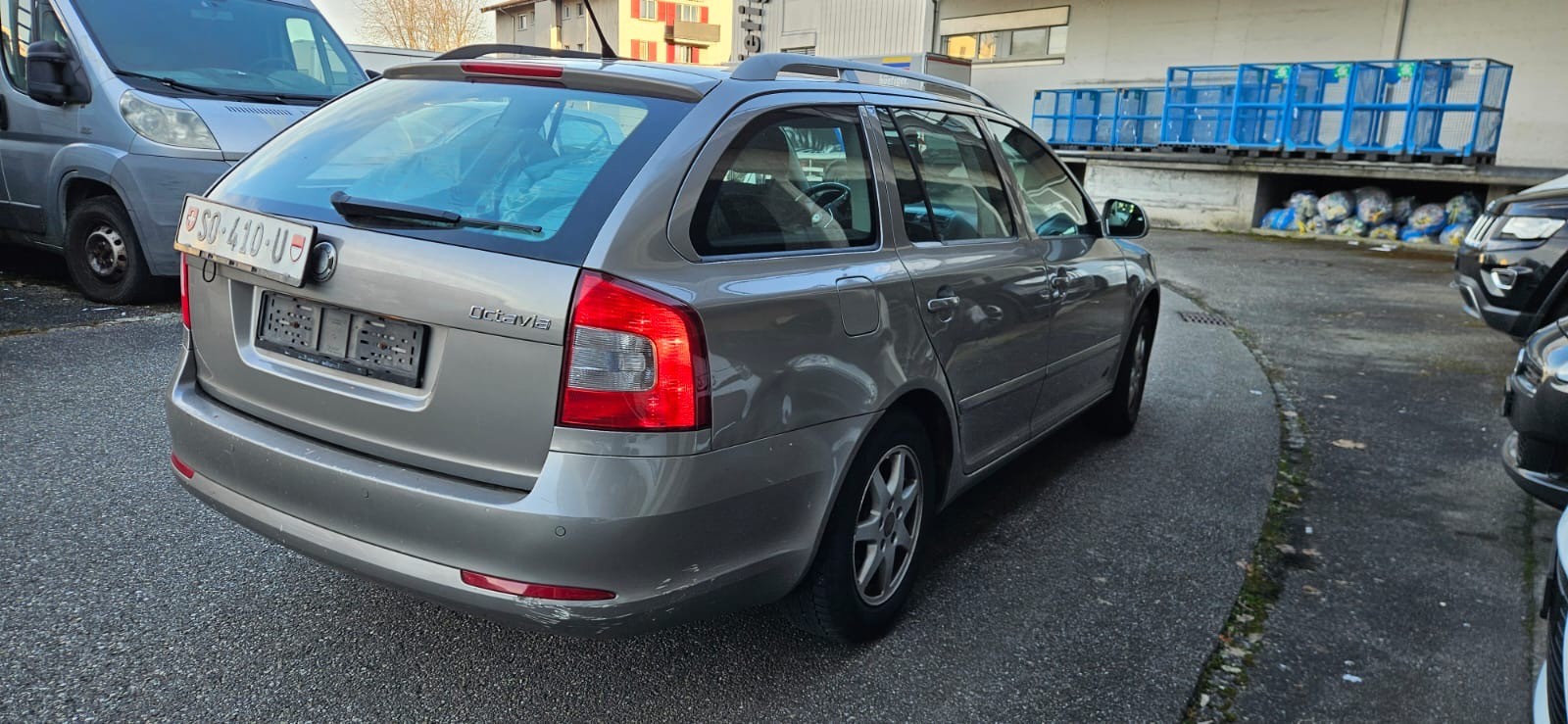 SKODA Octavia Combi 1.6 TDI Elegance DSG-image-8