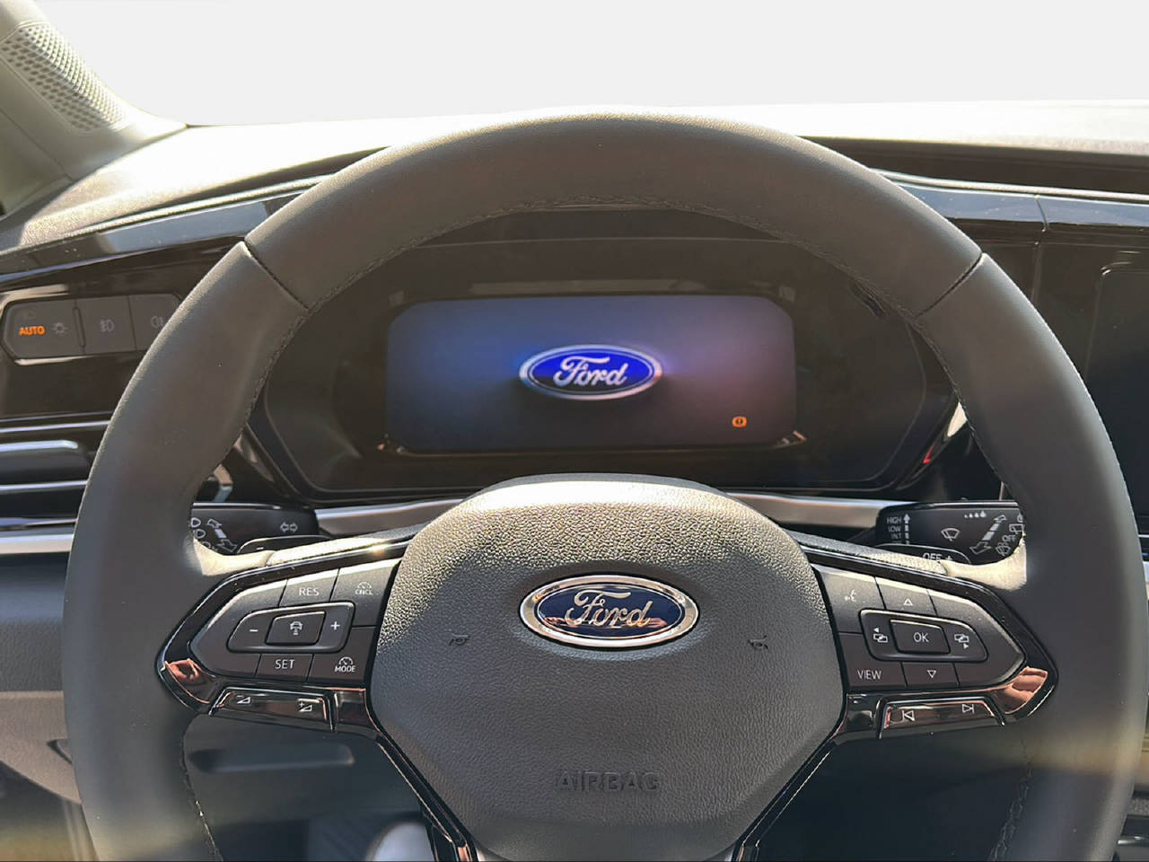 FORD TOURNEO CONNECT Grand 2.0 EcoBlue 122 Titanium-image-10