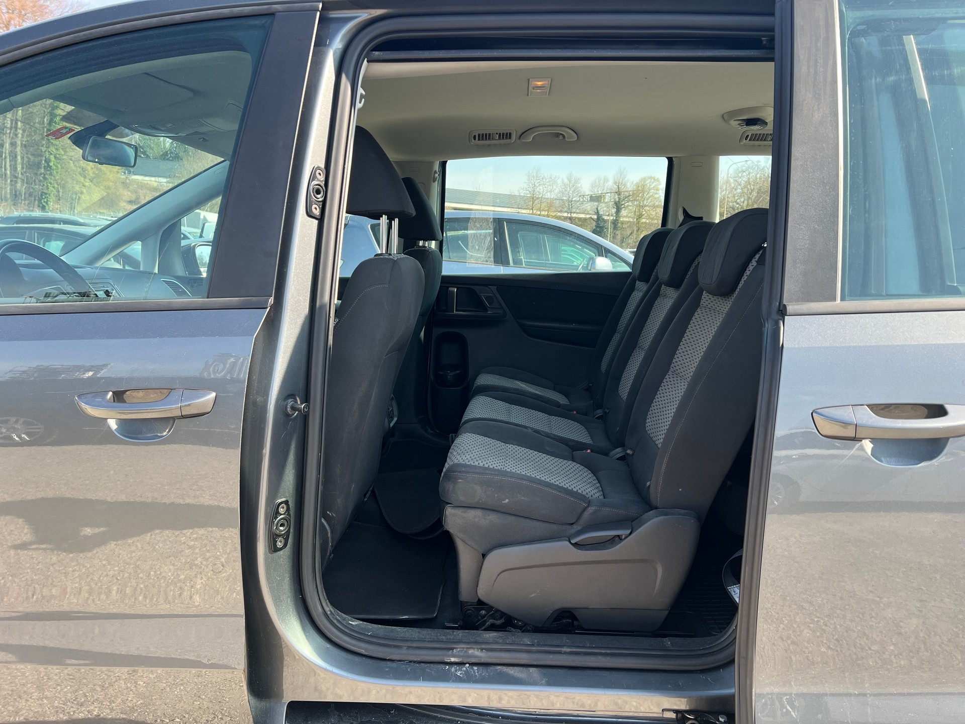 VW Sharan 1.4 TSI BlueMotion Technology Highline-image-4