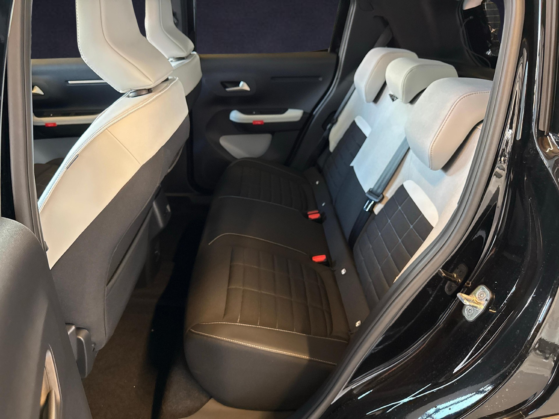 CITROEN e-C3 Max-image-10