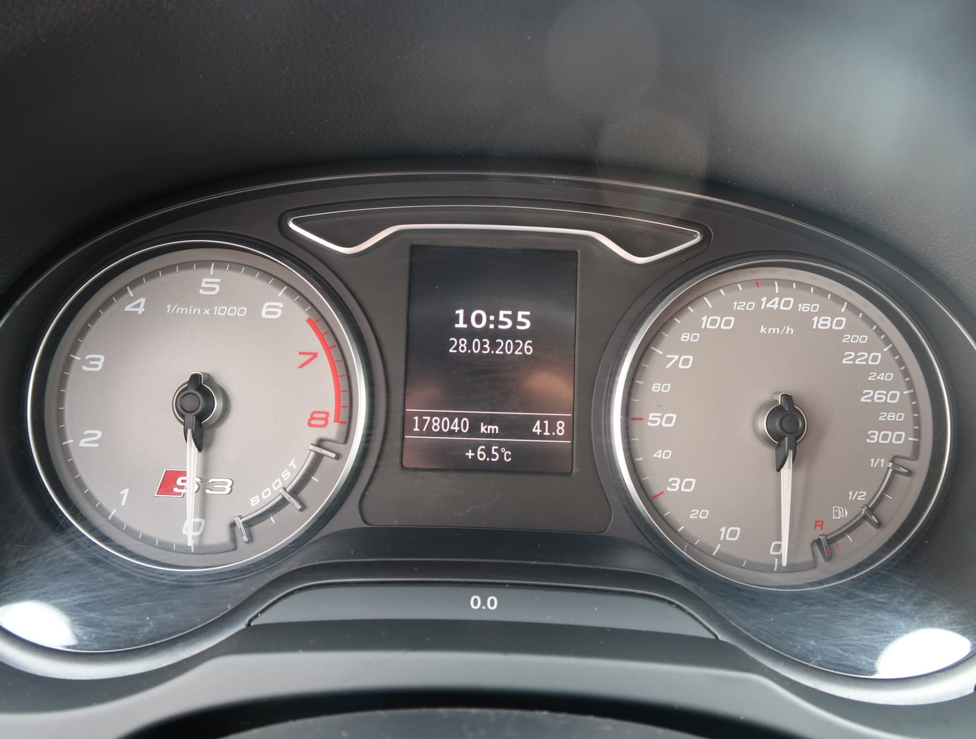 AUDI S3 Sportback 2.0 TFSI quattro S-Tronic-image-22