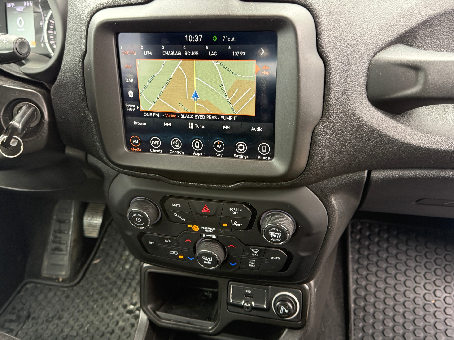JEEP Renegade 1.0 Turbo Night Eagle - Expertisée, AB MFK : 23.12.2025 - Grand Service fait à 72’786 km - Garantie 12 mois-image-19