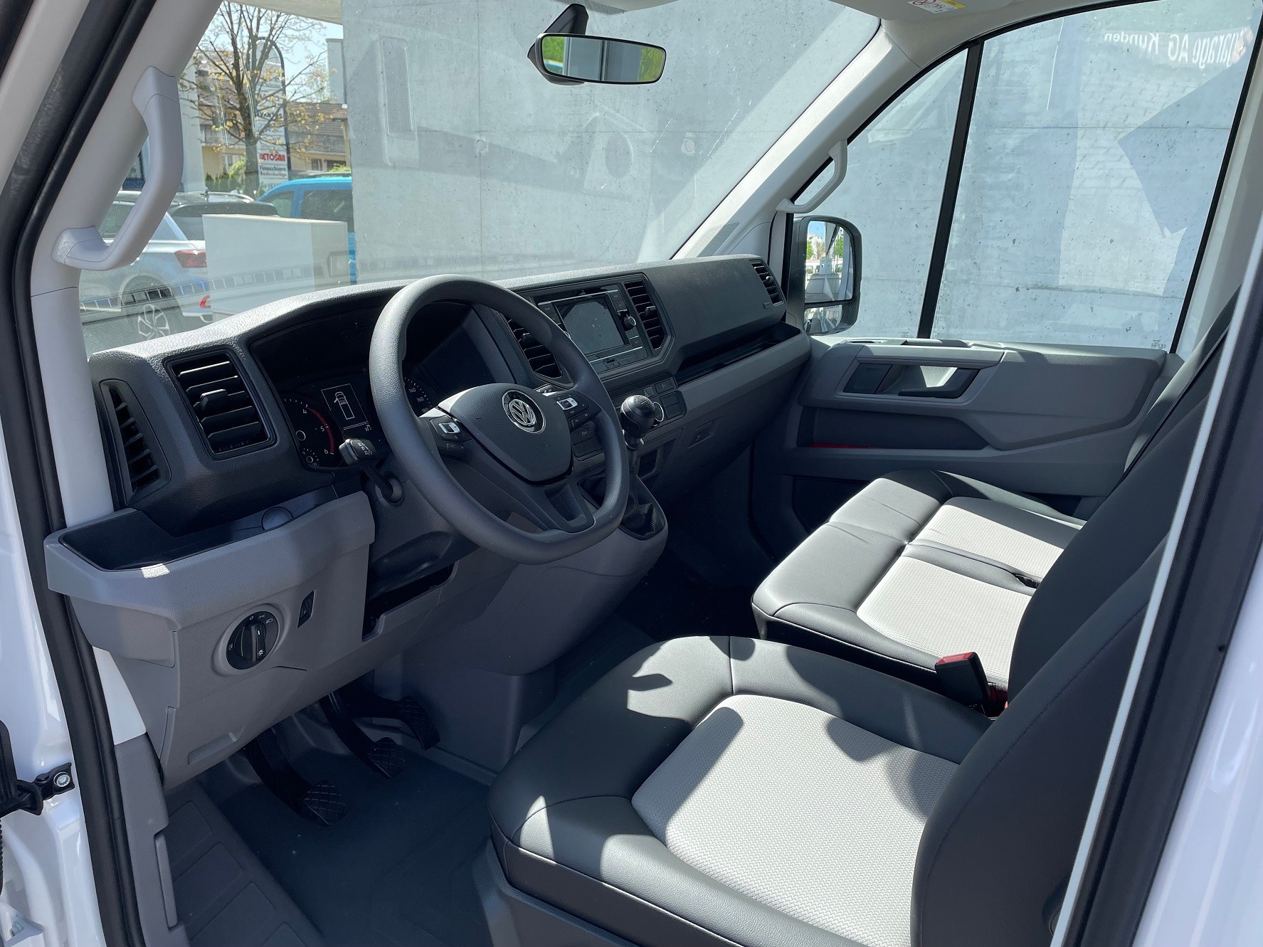 VW Crafter 35 2.0 BiTDI L3 HD-image-5