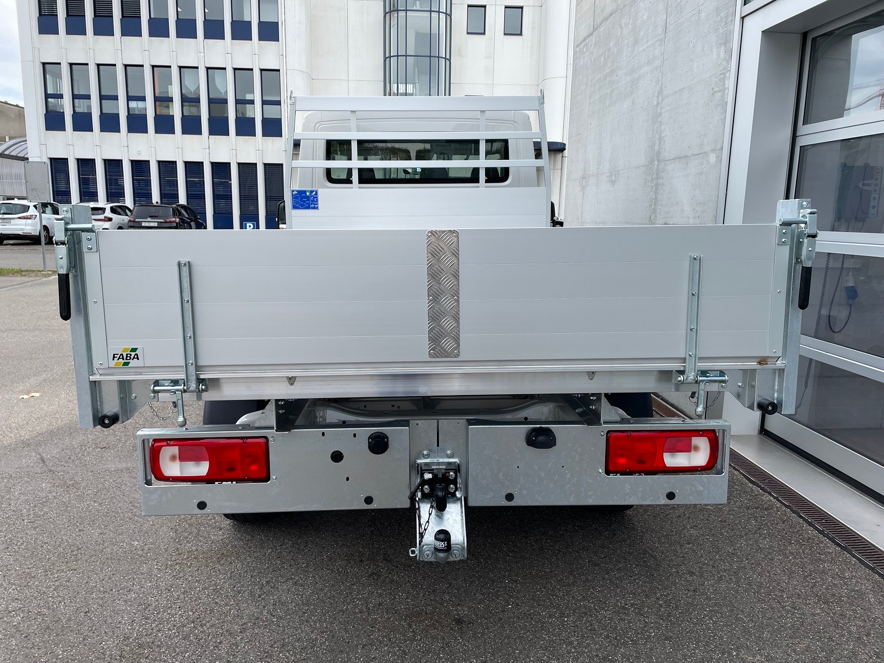 VW Crafter 35 2.0 BiTDI L3 HD-image-13