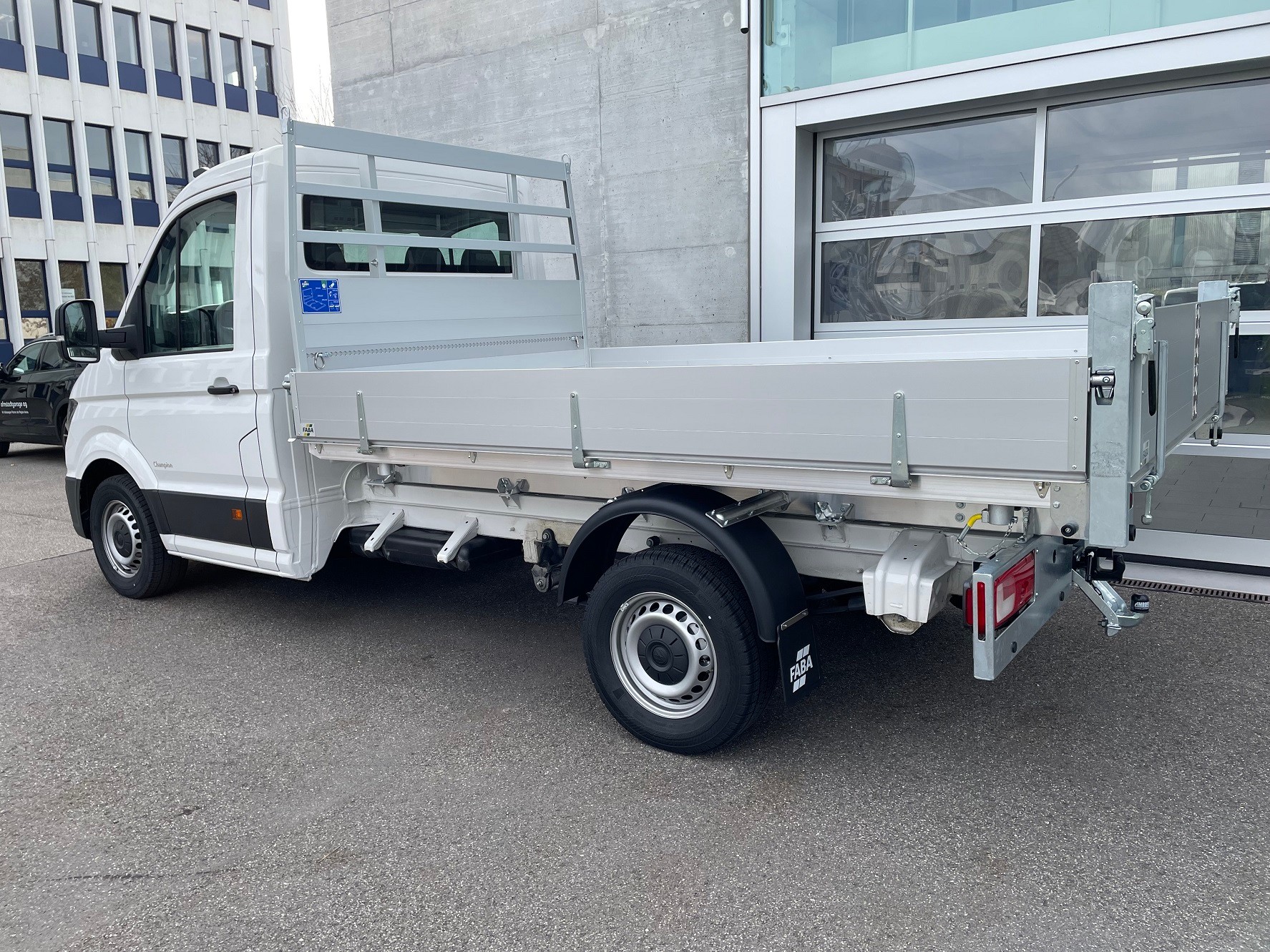 VW Crafter 35 2.0 BiTDI L3 HD-image-12