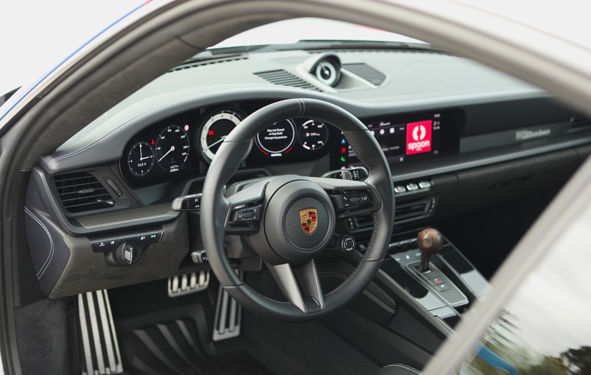 PORSCHE 911 Carrera Dakar PDK-image-10