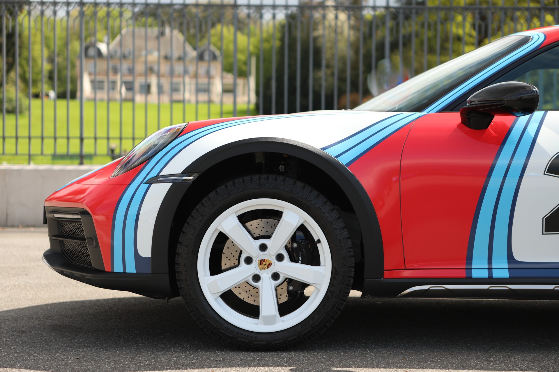 PORSCHE 911 Carrera Dakar PDK-image-1