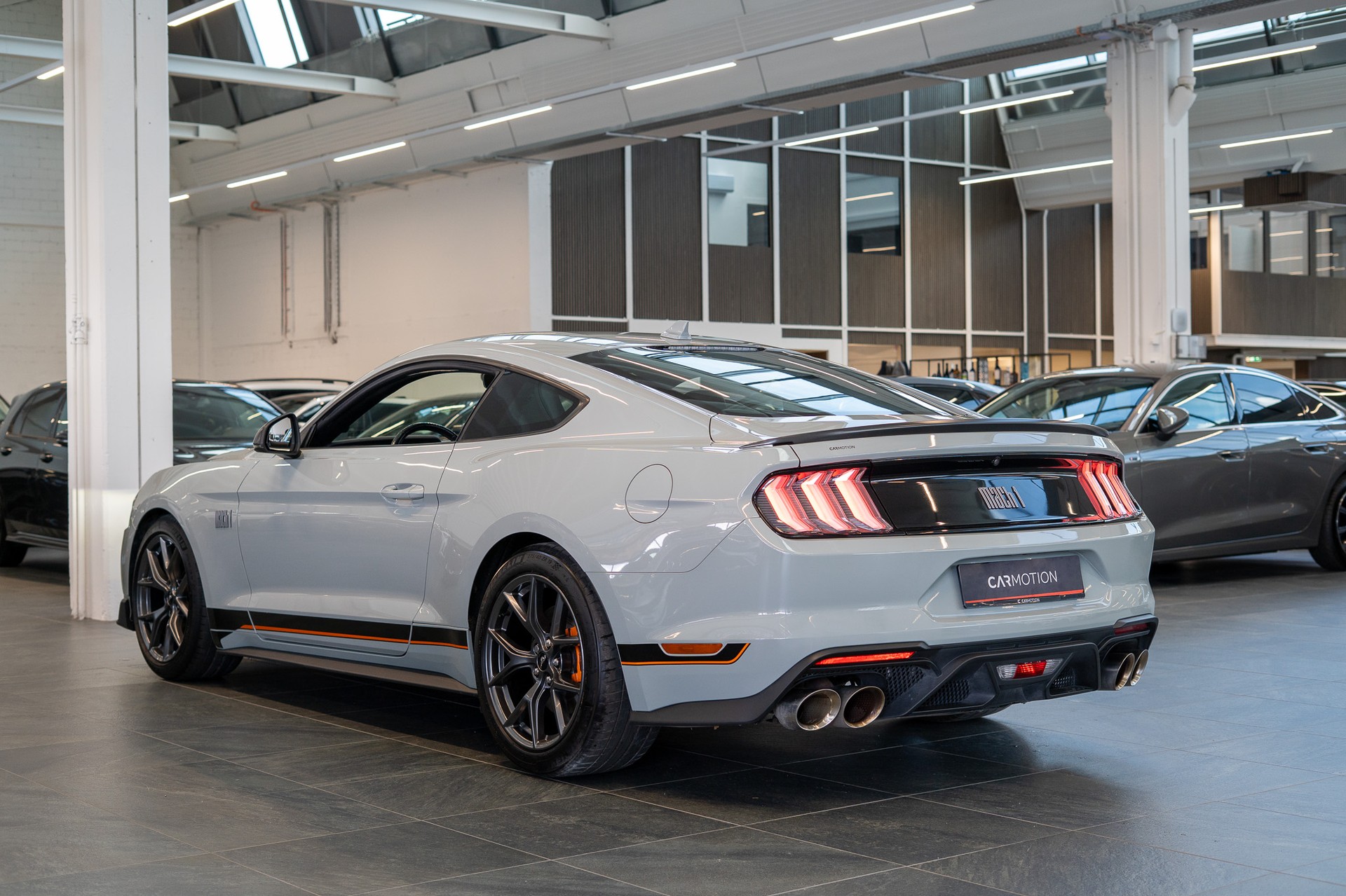 FORD Mustang Coupé 5.0 V8 Mach 1 / Leder / Navi / Rückfahrkamera /-image-3