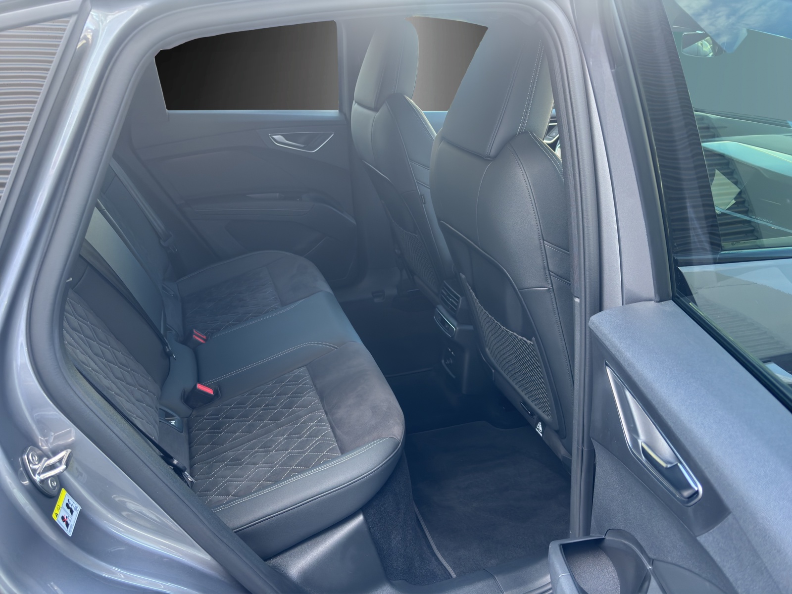 AUDI Q4 Sportback e-tron 50 quattro-image-7
