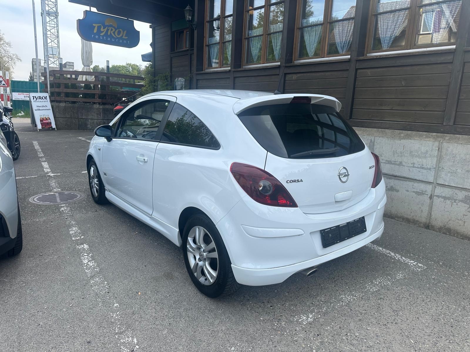 OPEL Corsa 1.4 TP Active Edition-image-3
