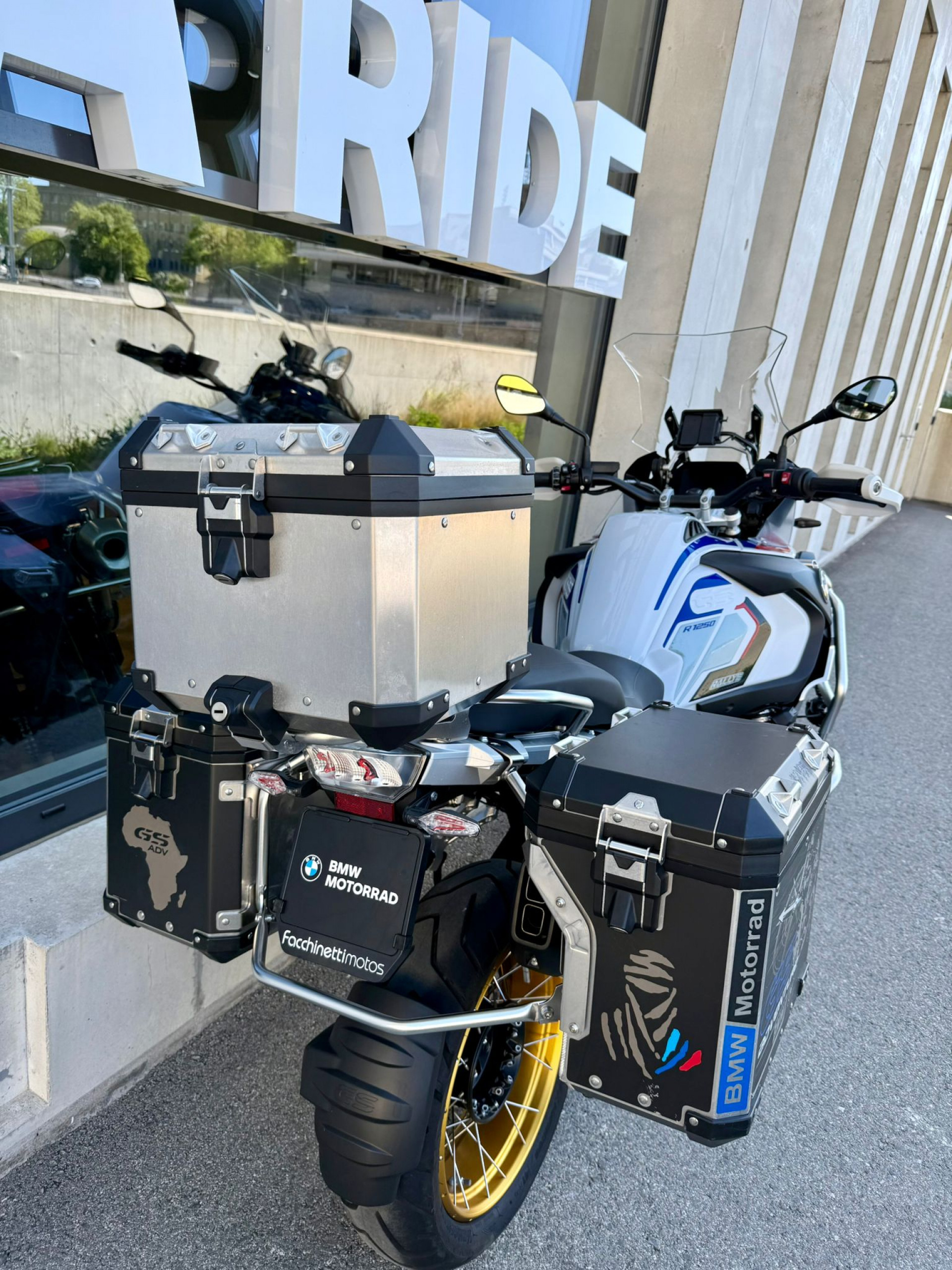 BMW R 1250 GS Adventure Rallye-showroom-element-3