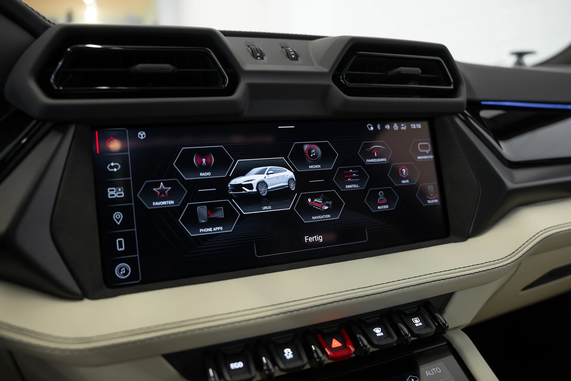 LAMBORGHINI Urus SE-image-26