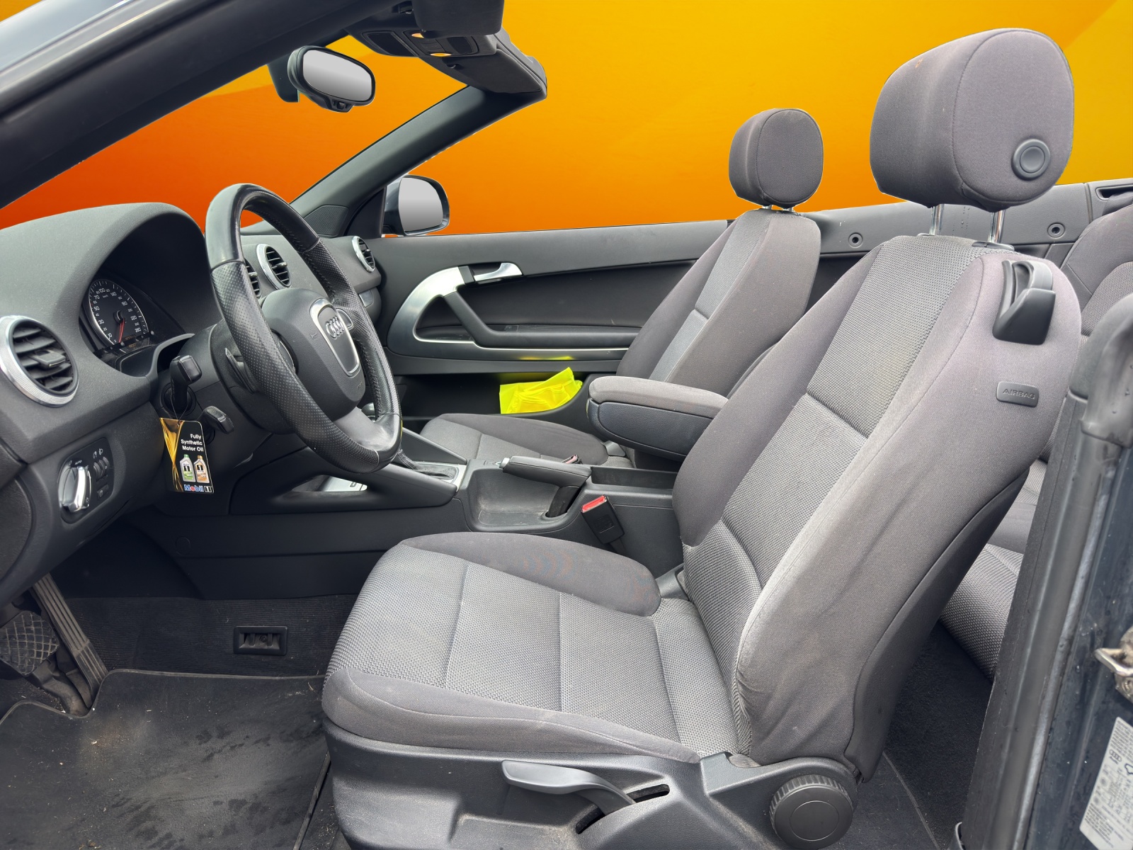AUDI A3 Cabriolet 1.8 TFSI Attraction-image-10