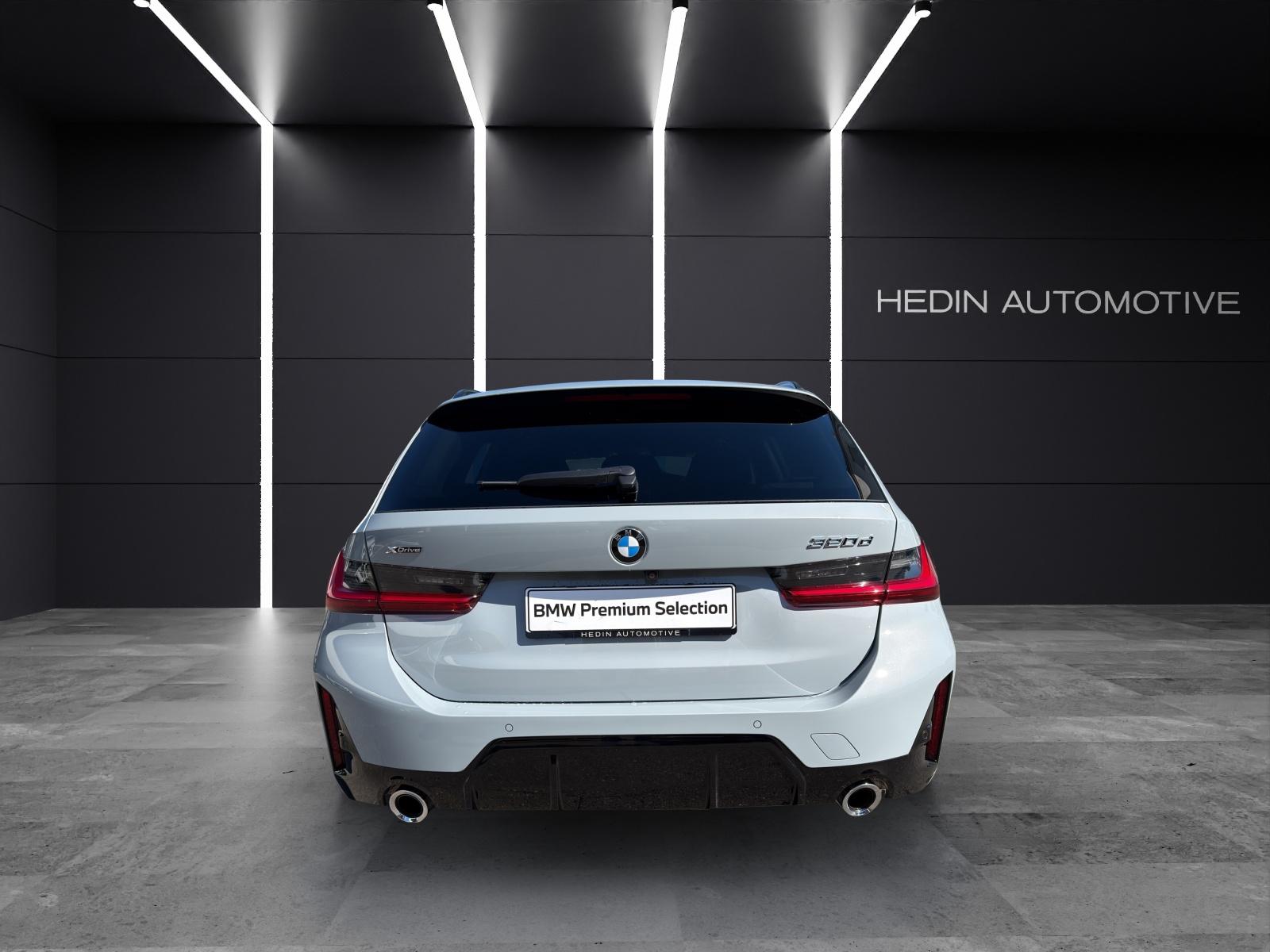 BMW 320d xDrive SAG Touring-image-4