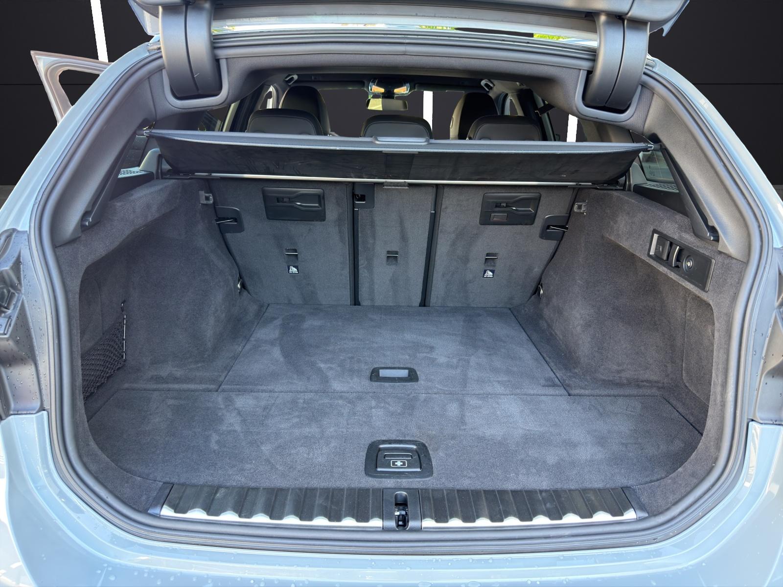 BMW 320d xDrive SAG Touring-image-16