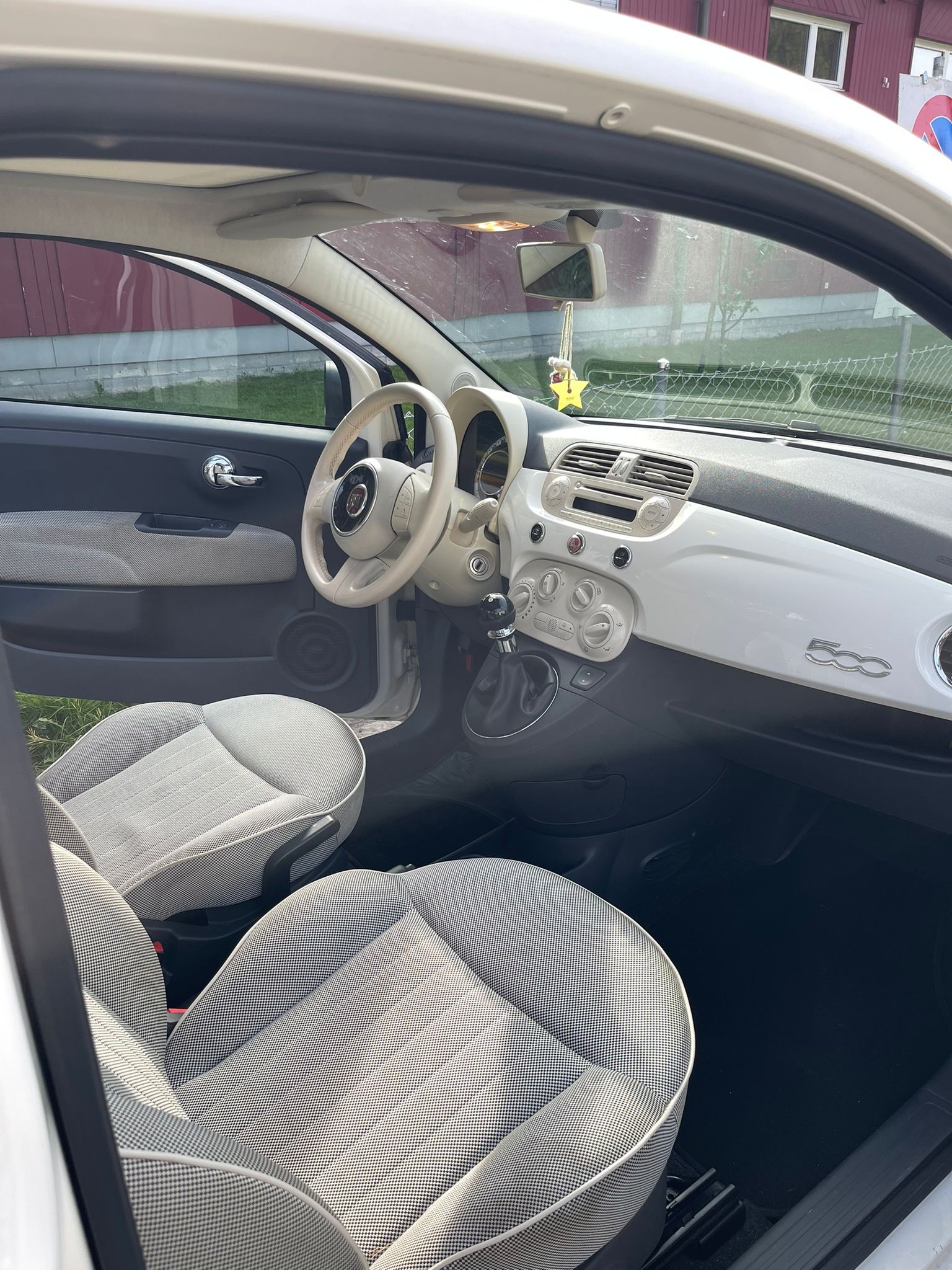 FIAT 1.2 Lounge-image-4