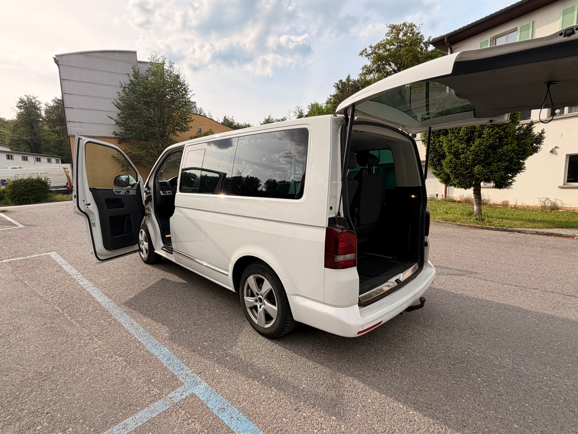 VW T5 Multivan 2.0 Bi-TDI CR HL Last Ed. 4Motion DSG-image-16
