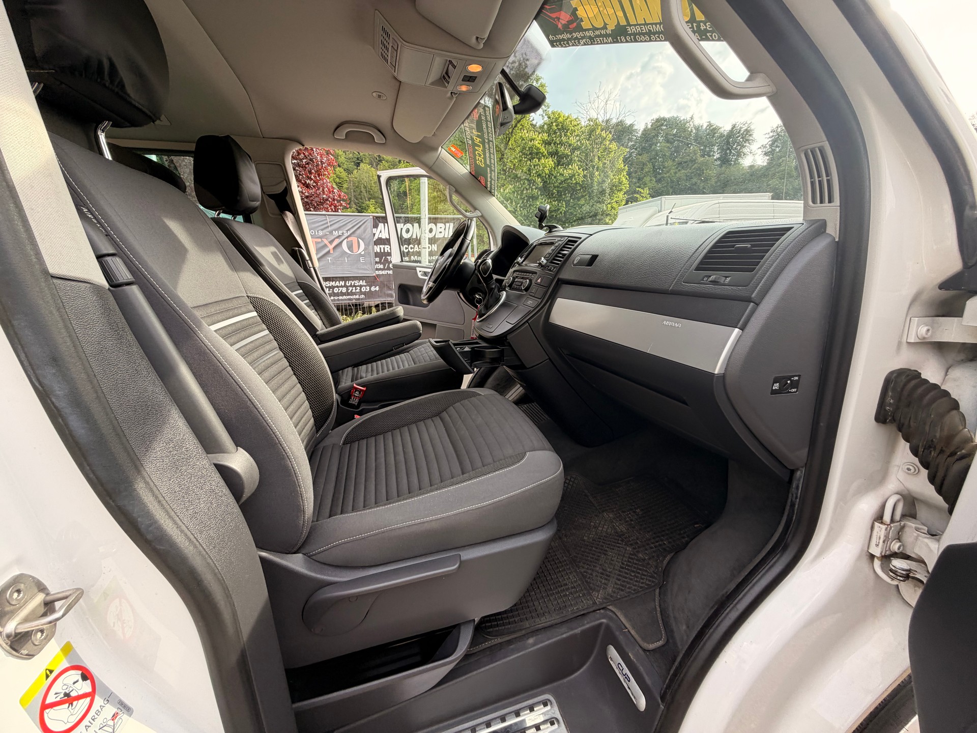 VW T5 Multivan 2.0 Bi-TDI CR HL Last Ed. 4Motion DSG-image-12