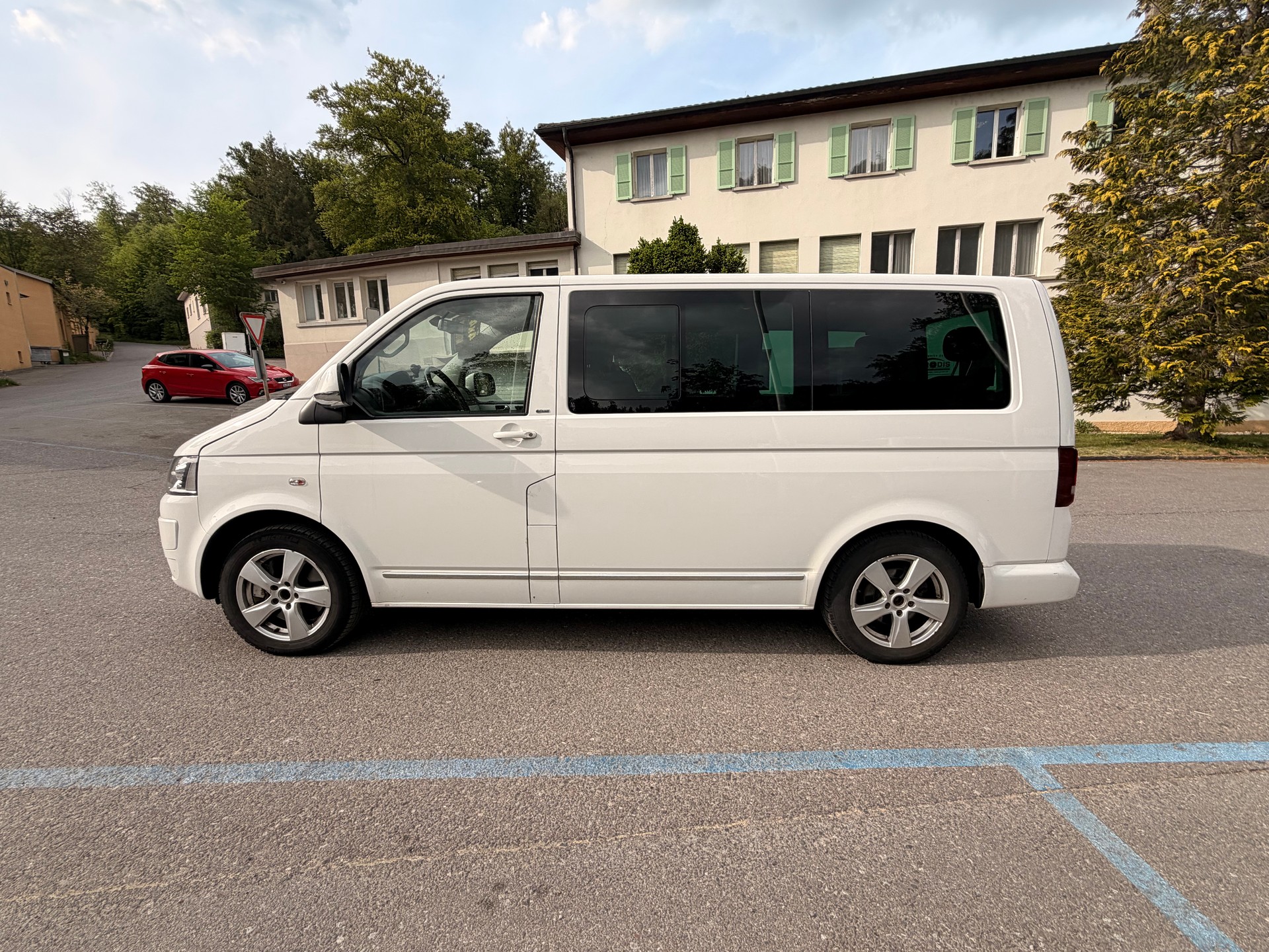 VW T5 Multivan 2.0 Bi-TDI CR HL Last Ed. 4Motion DSG-image-2