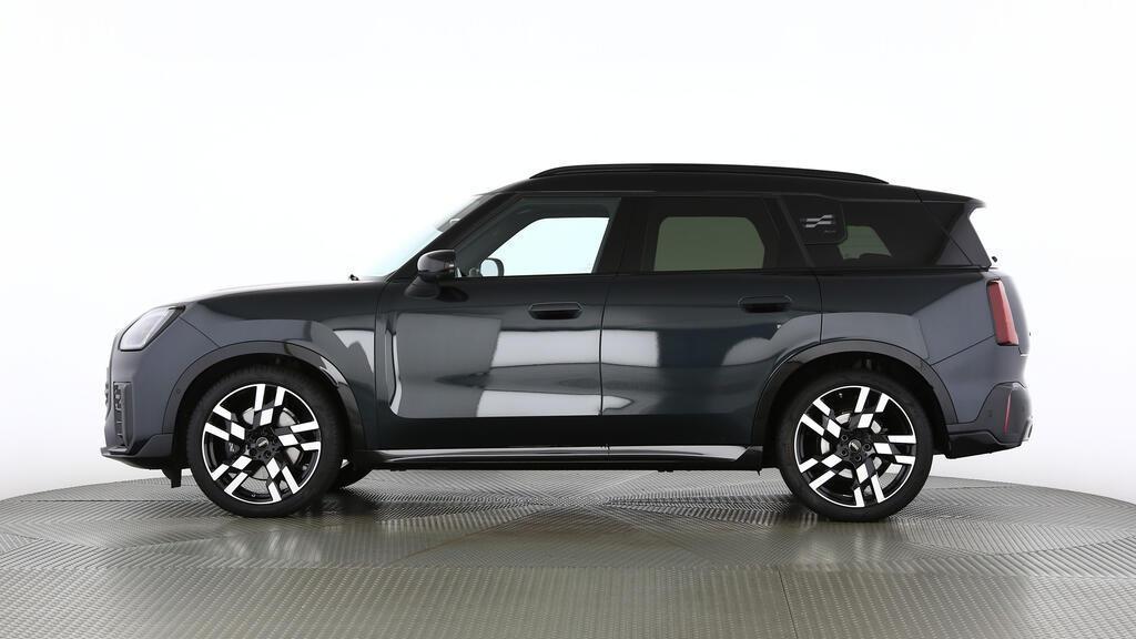 MINI Countryman S ALL4-image-2
