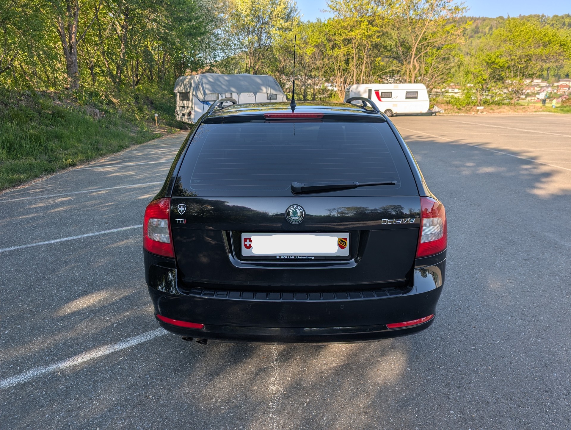 SKODA 2.0 TDI Elegance DSG-image-4