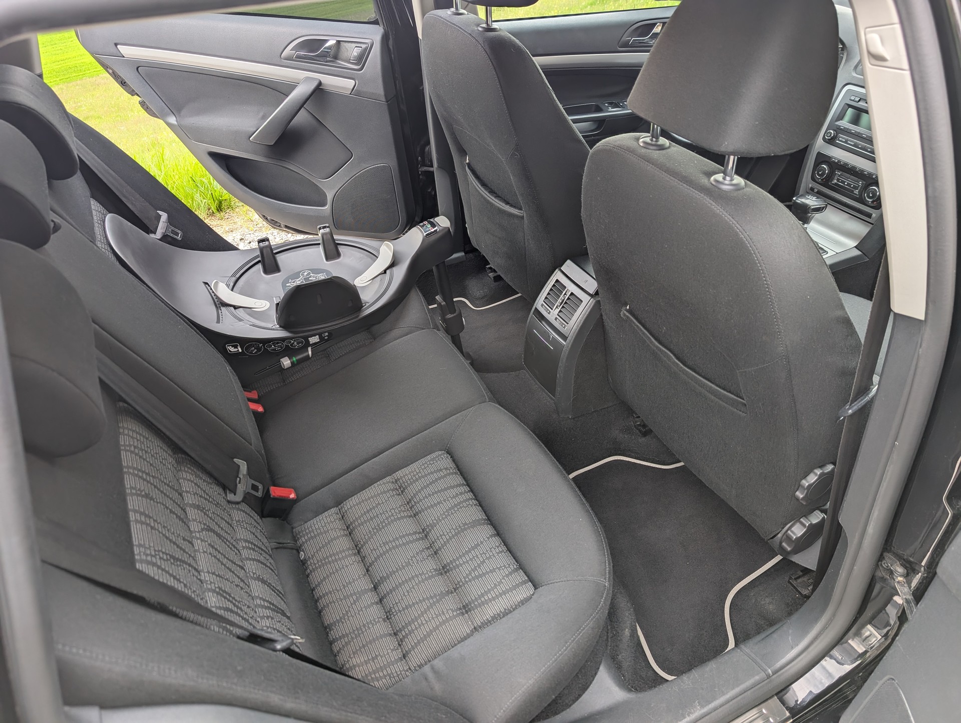 SKODA 2.0 TDI Elegance DSG-image-14