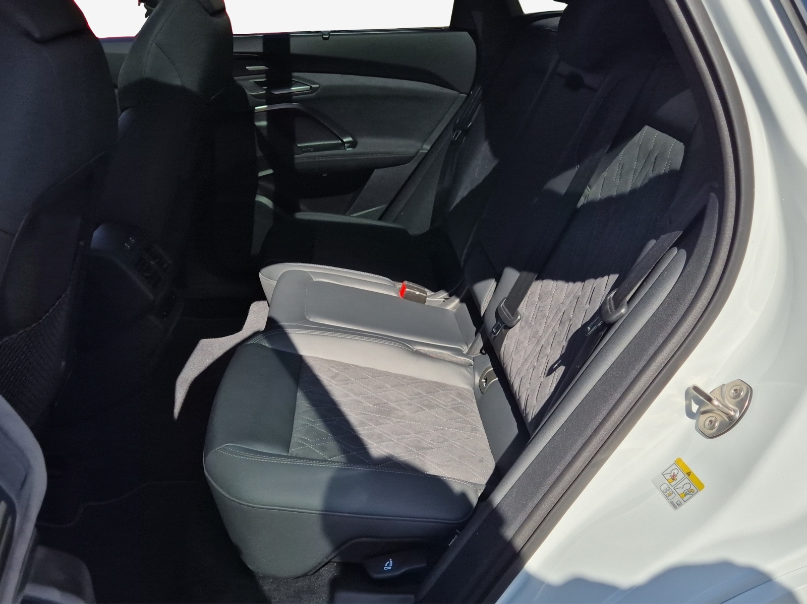 AUDI Q5 e-hybrid quattro 220 kW S-tronic-image-11