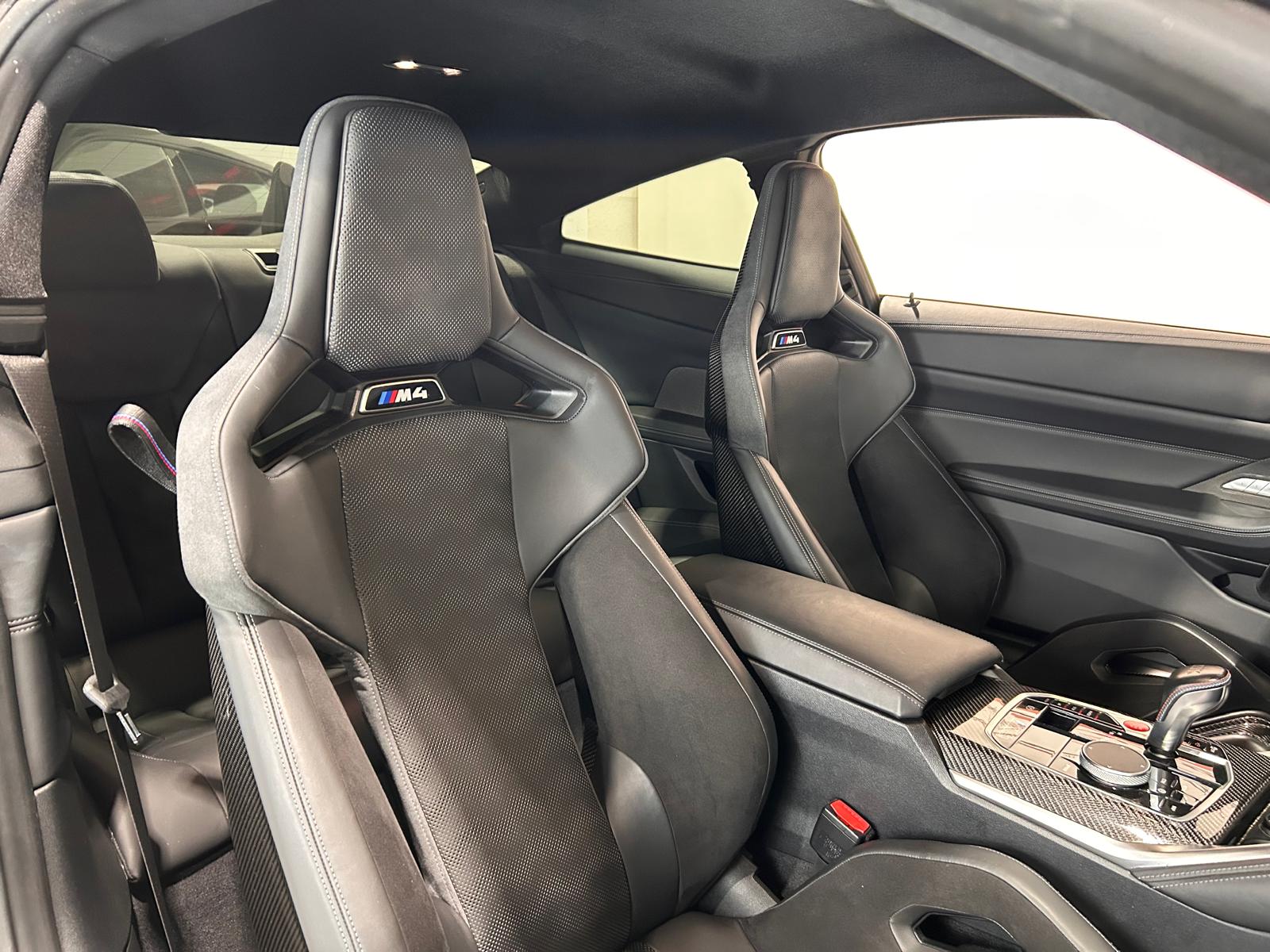 BMW M4 Competition xDrive Coupé Schalensitze SONDERLACKIERUNG-image-10