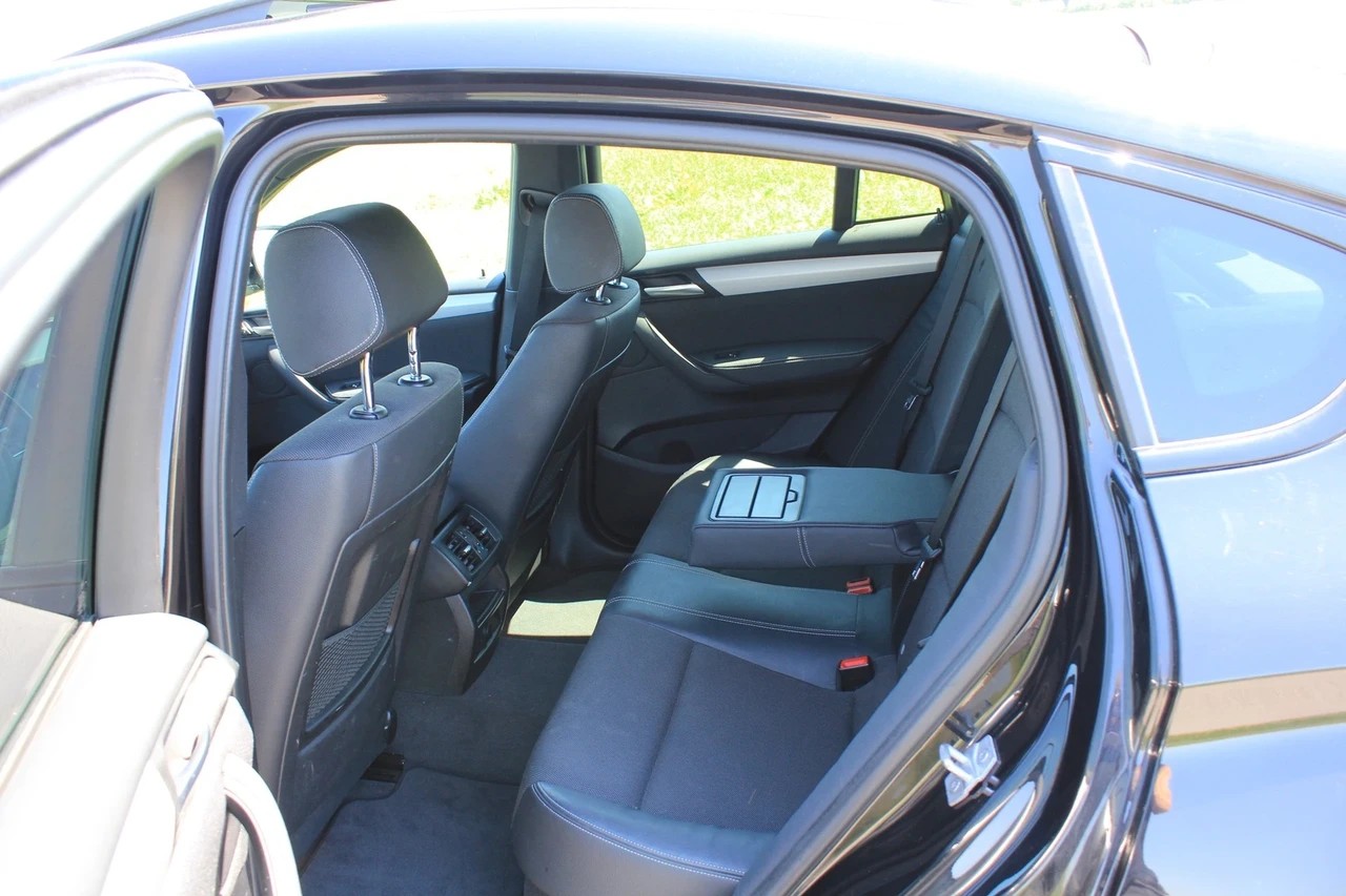 BMW X4 xDrive 30d Steptronic *Anhängerkupplung 2'400KG**-image-6