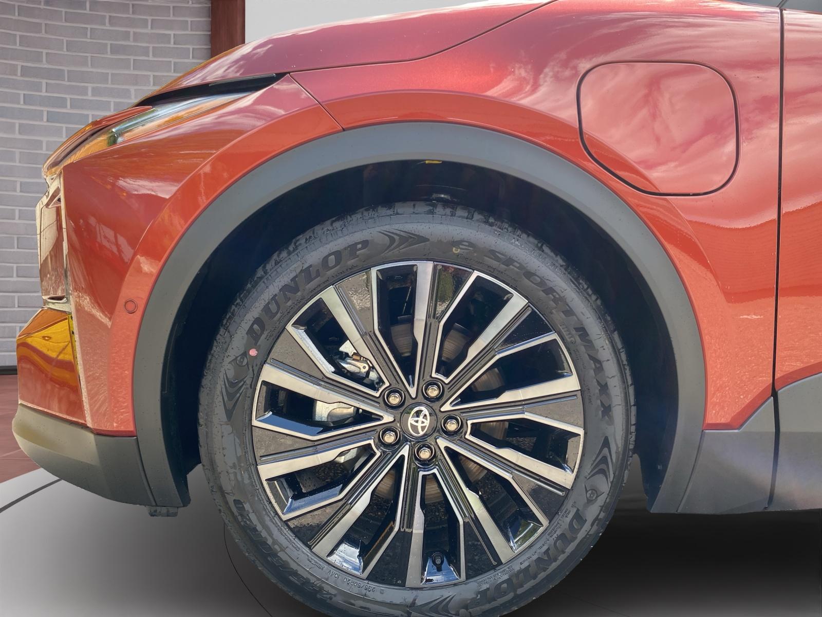 TOYOTA C-HR+ Premium AWD-image-9